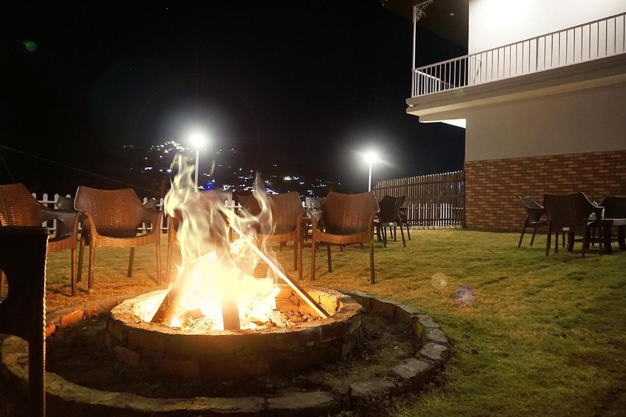 Sl Manor Hill Resort Mussoorie Exterior foto